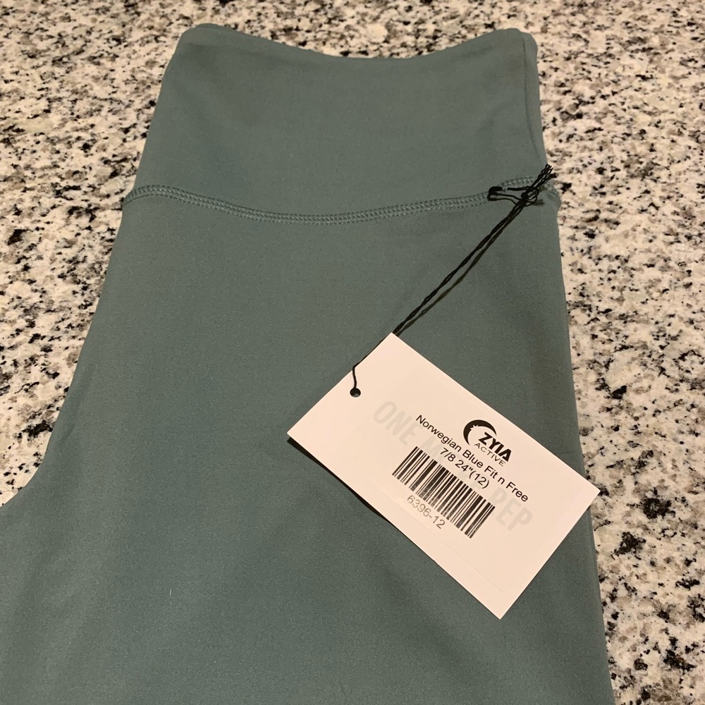 Zyia leggings NTW.